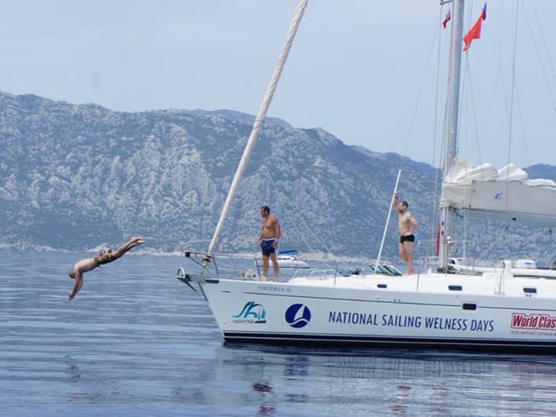 Beneteau 50 - photo 17