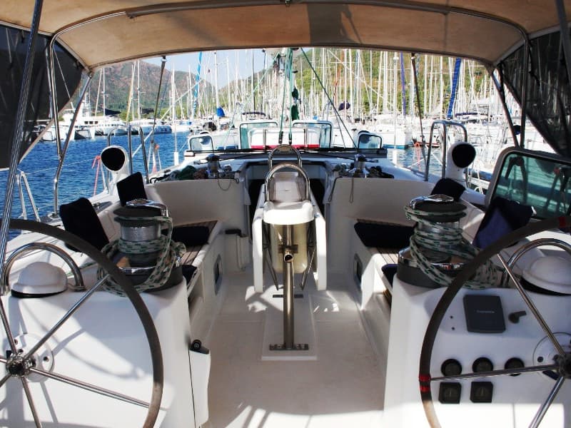 Beneteau 50 - photo 20
