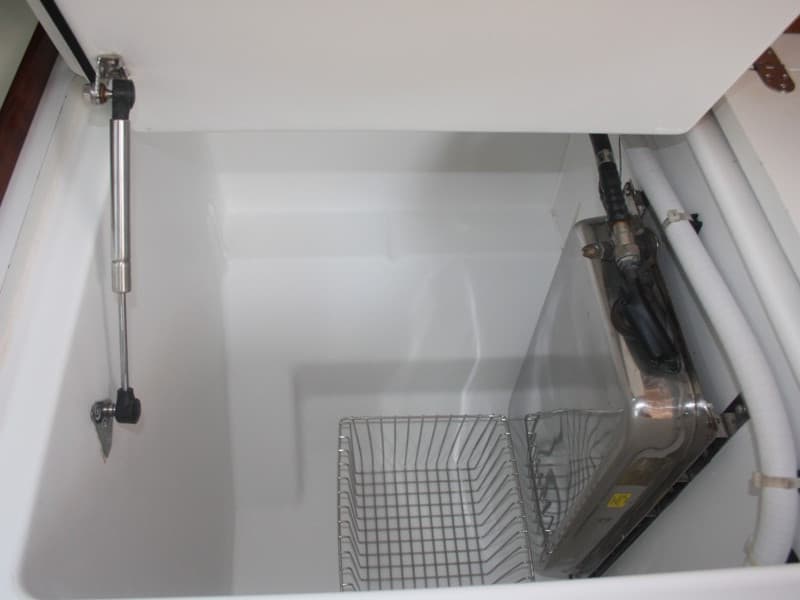 Beneteau 50 - photo 4