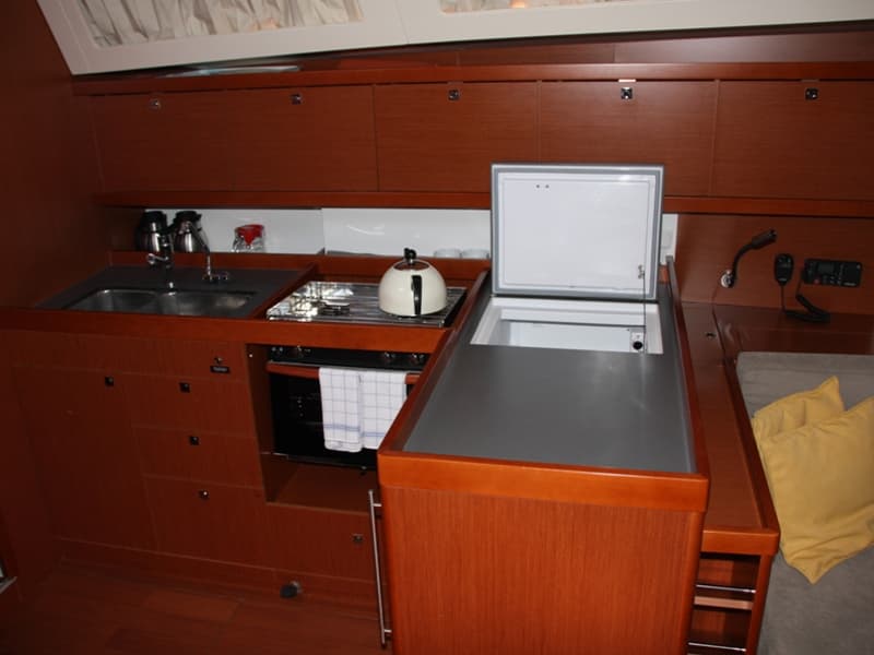 Oceanis 45 - photo 12