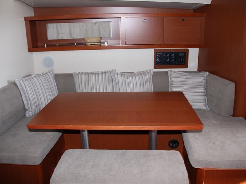 Oceanis 45 - photo 7