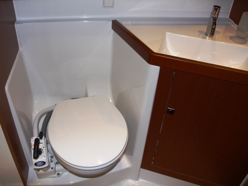 Oceanis 45 - photo 17