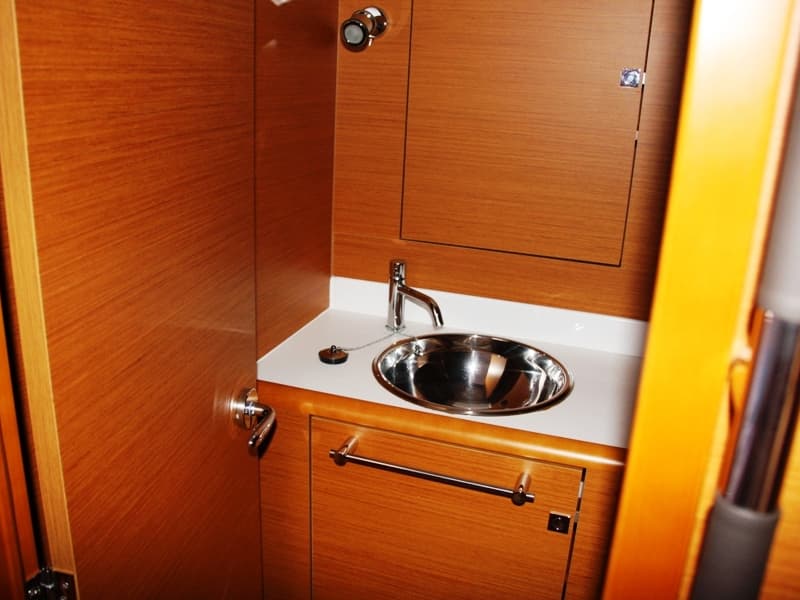 Sun Odyssey 439 - photo 16