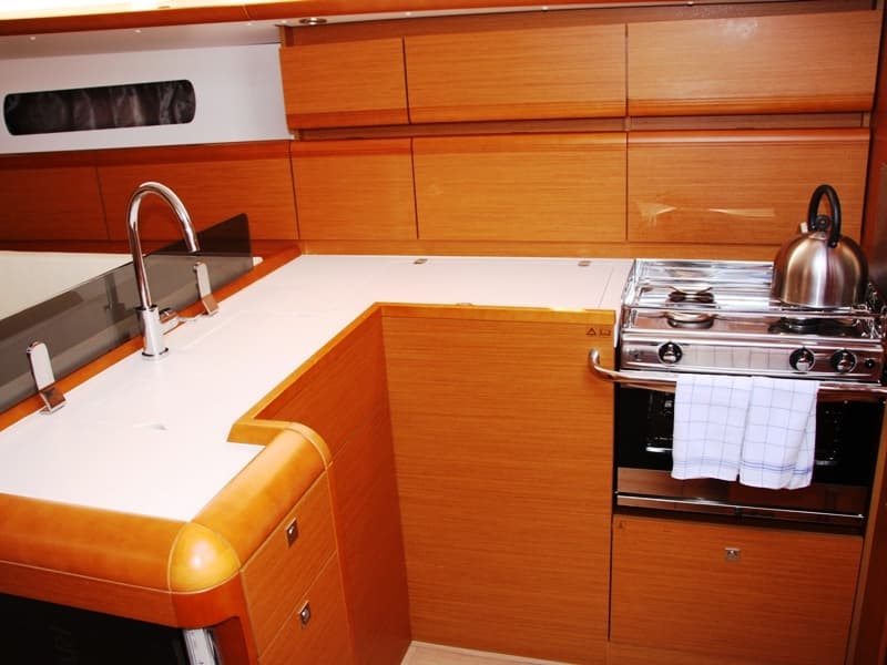 Sun Odyssey 439 - photo 19