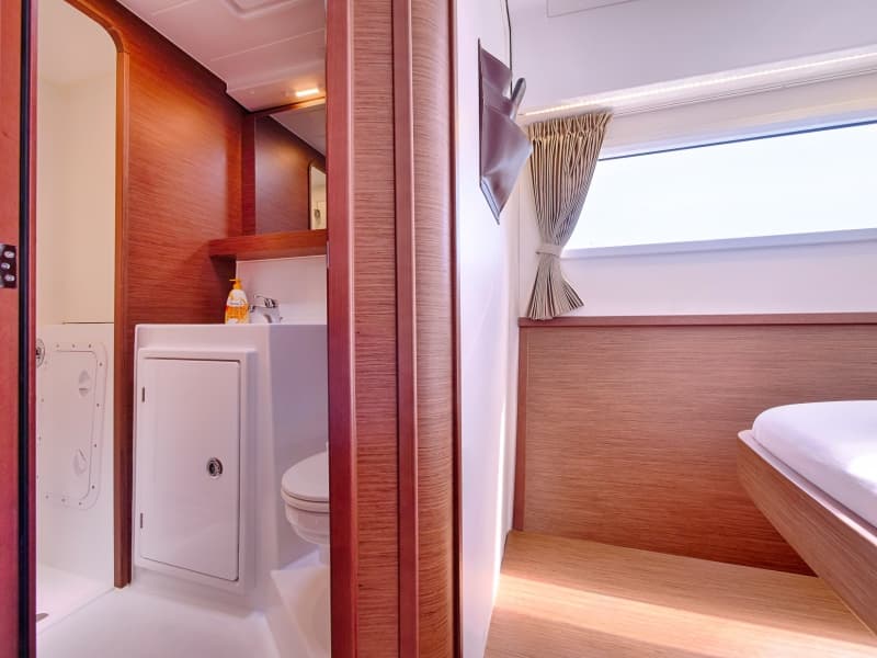 Lagoon 42 - photo 27