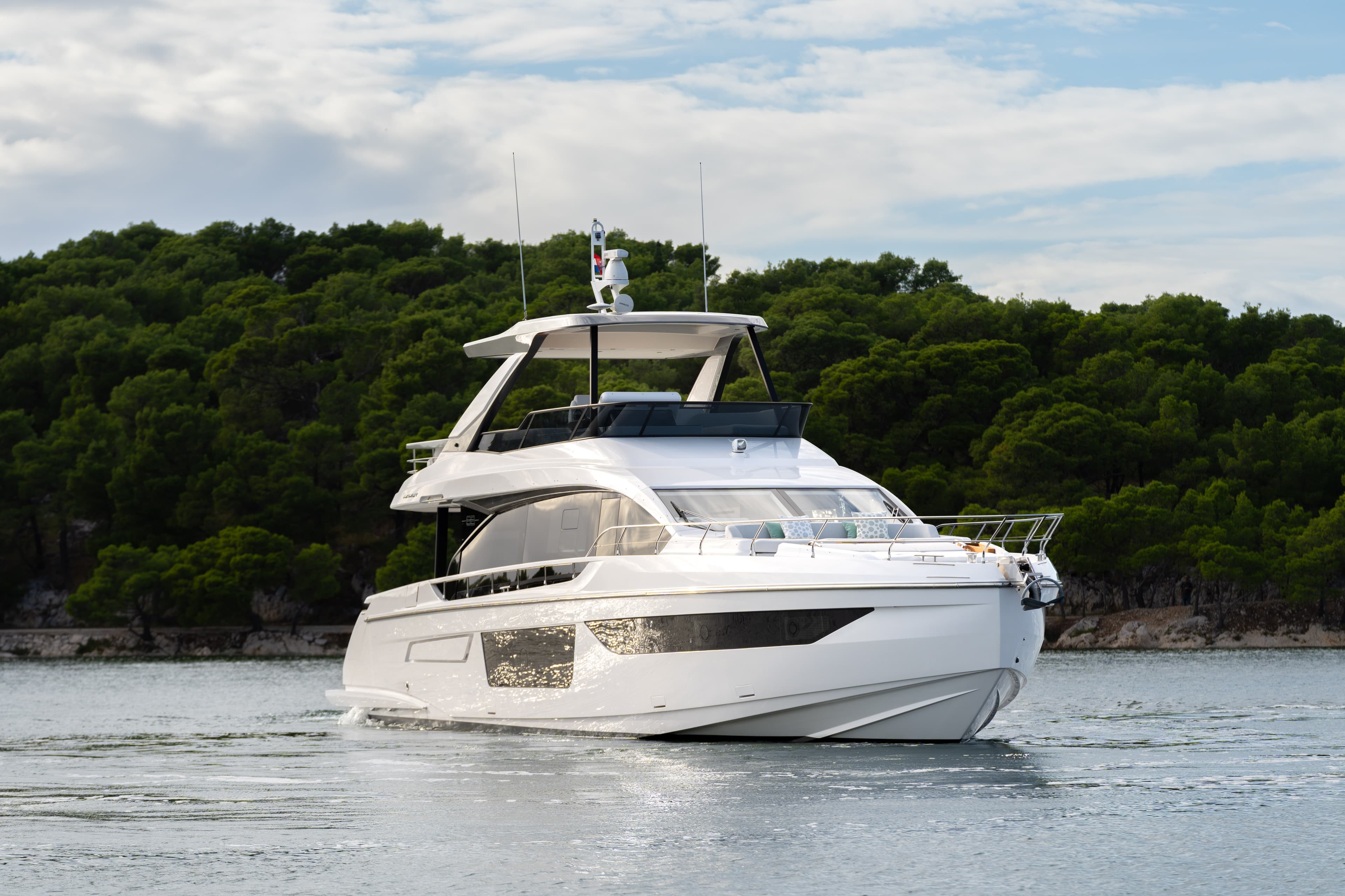 Azimut 68E - photo 13