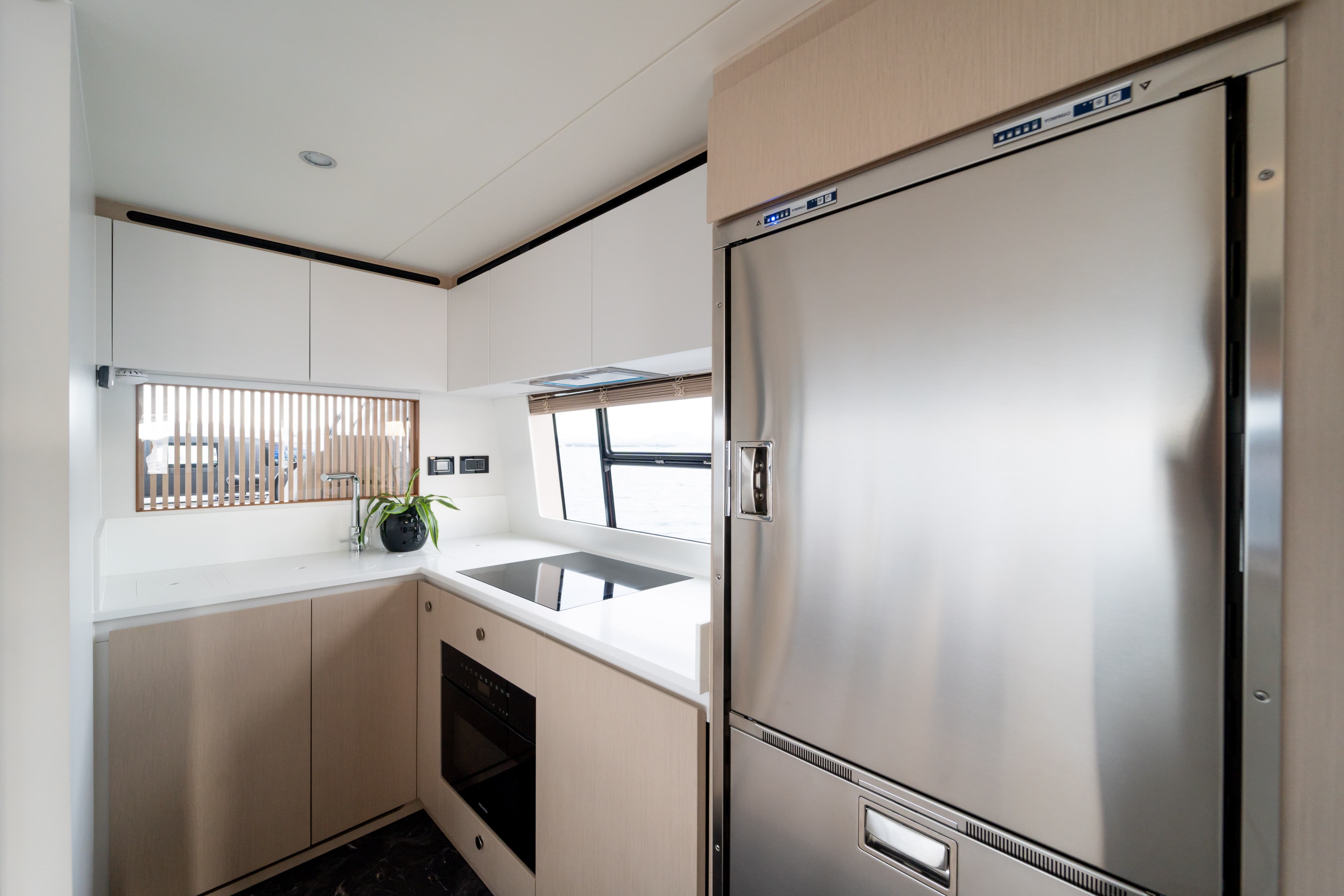 Azimut 68E - photo 91