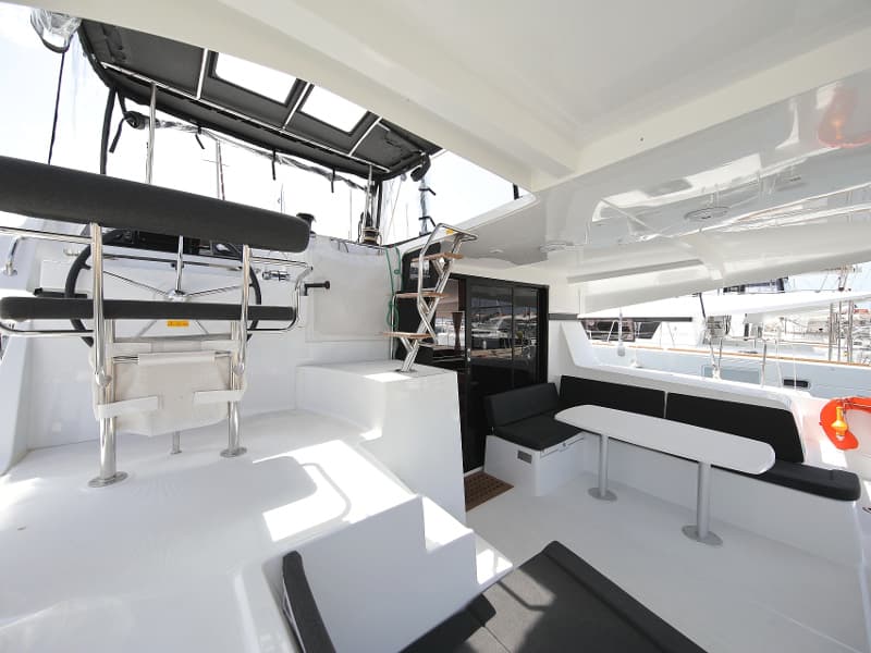 Lagoon 42 - photo 19