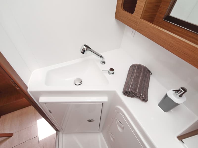 Lagoon 42 - photo 48