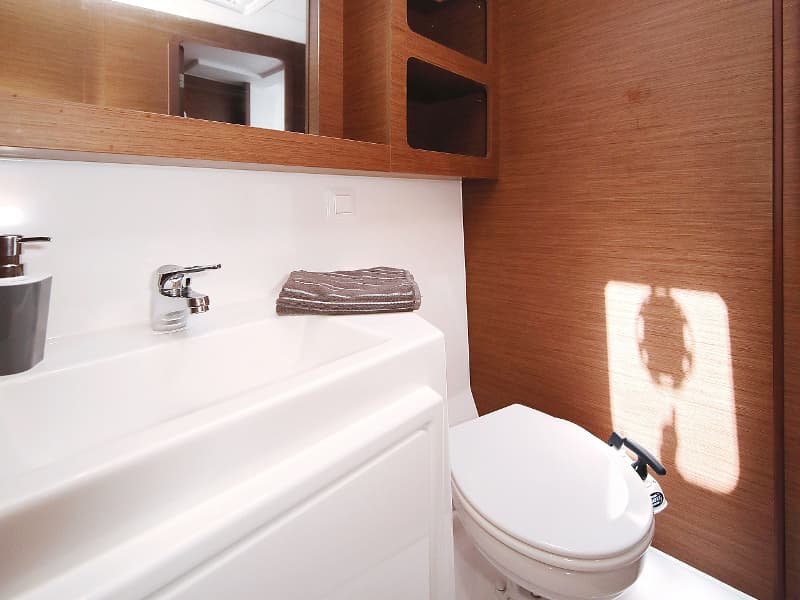 Lagoon 42 - photo 24