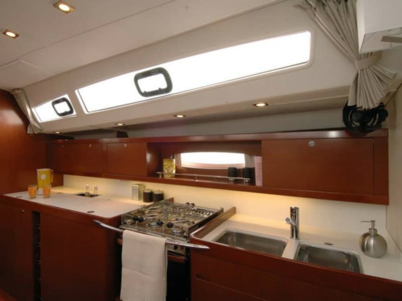 Oceanis 50 Family - photo 8