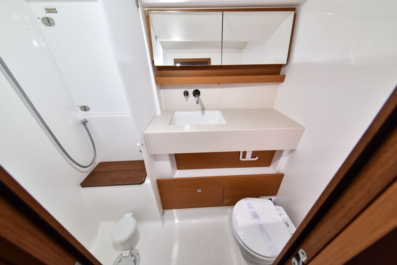 Dufour 470 - photo 13