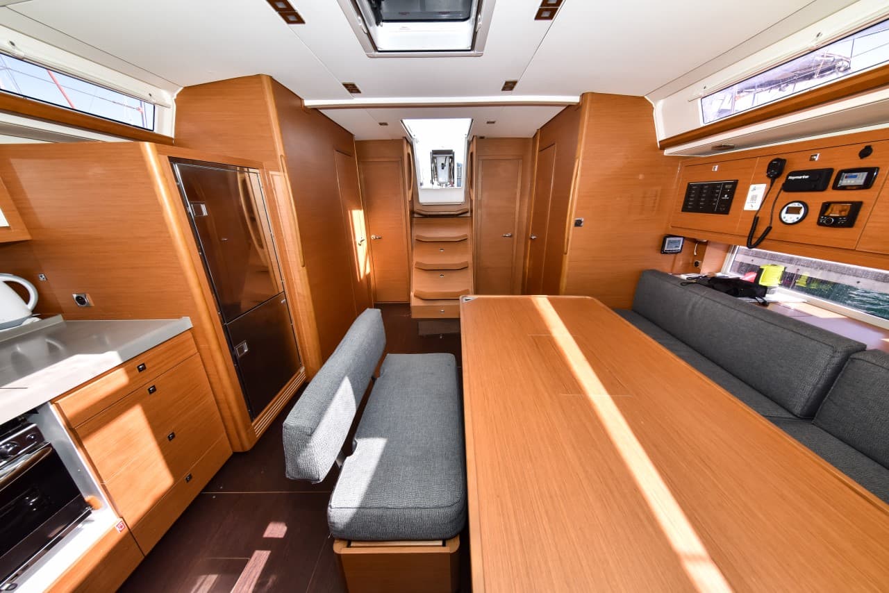 Dufour 470 - photo 22