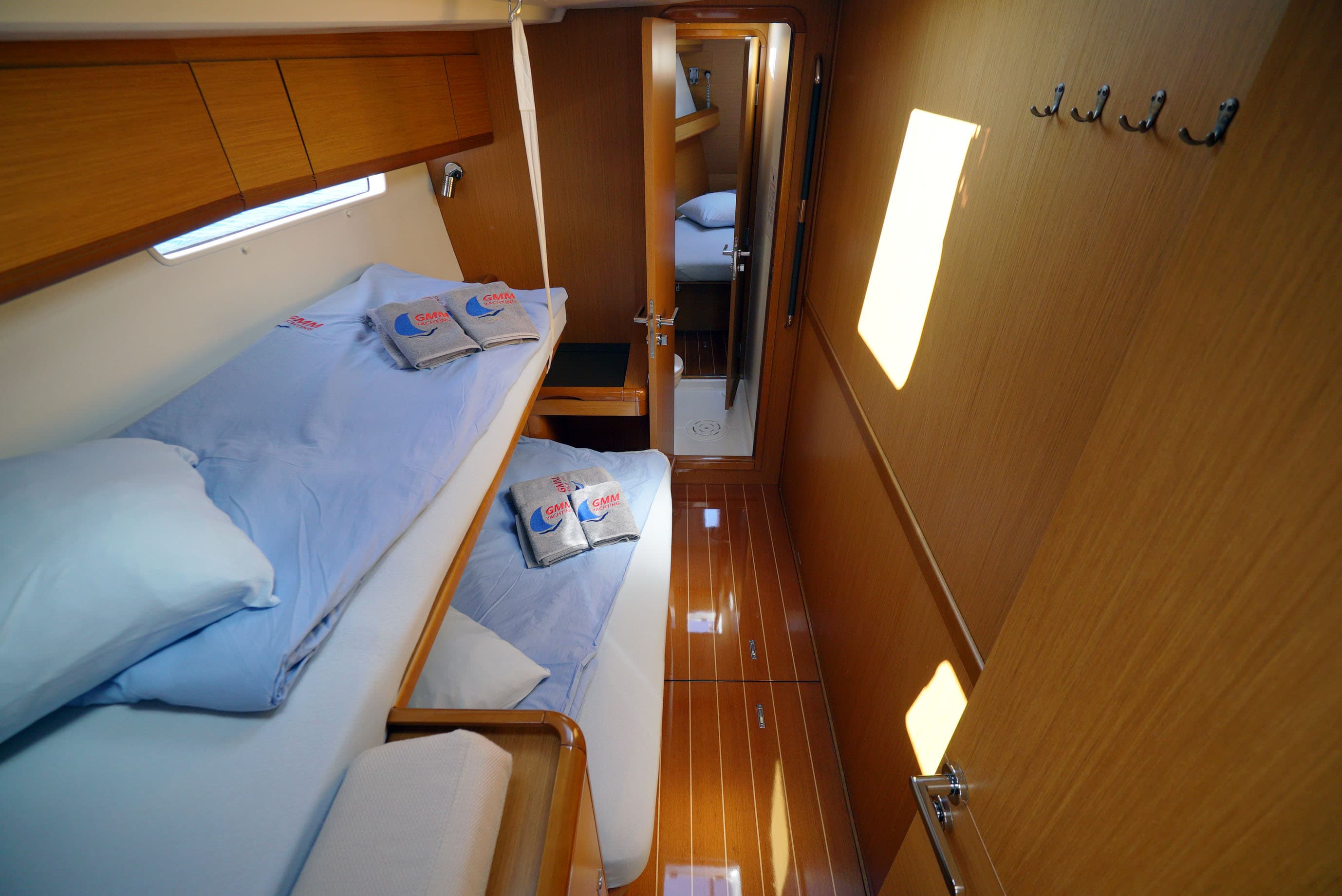 Jeanneau 57 - photo 23