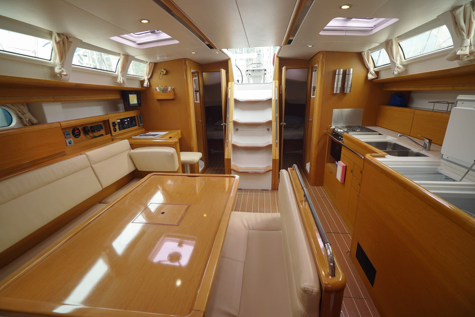 Sun Odyssey 44 i - photo 7