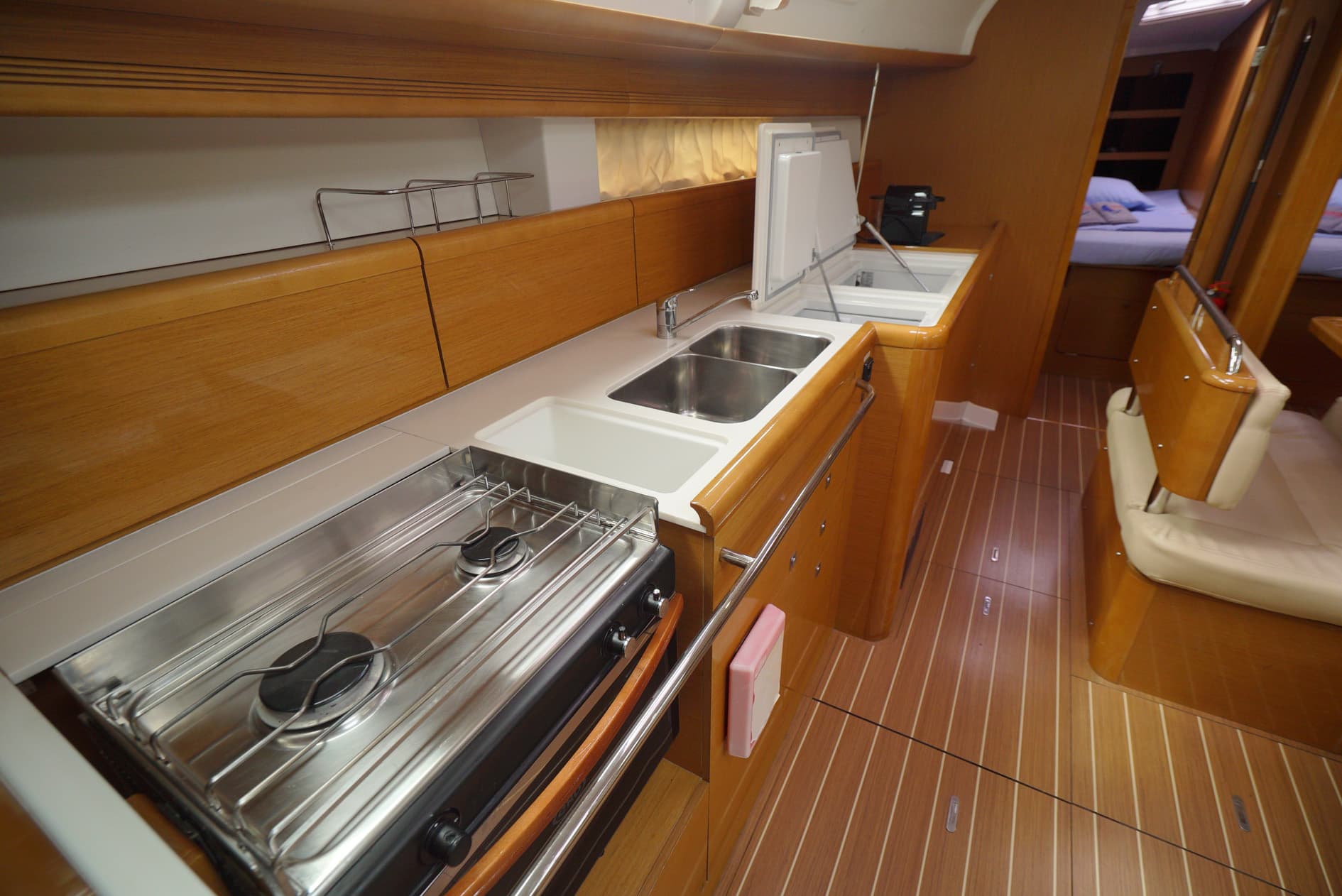 Sun Odyssey 44 i - photo 16