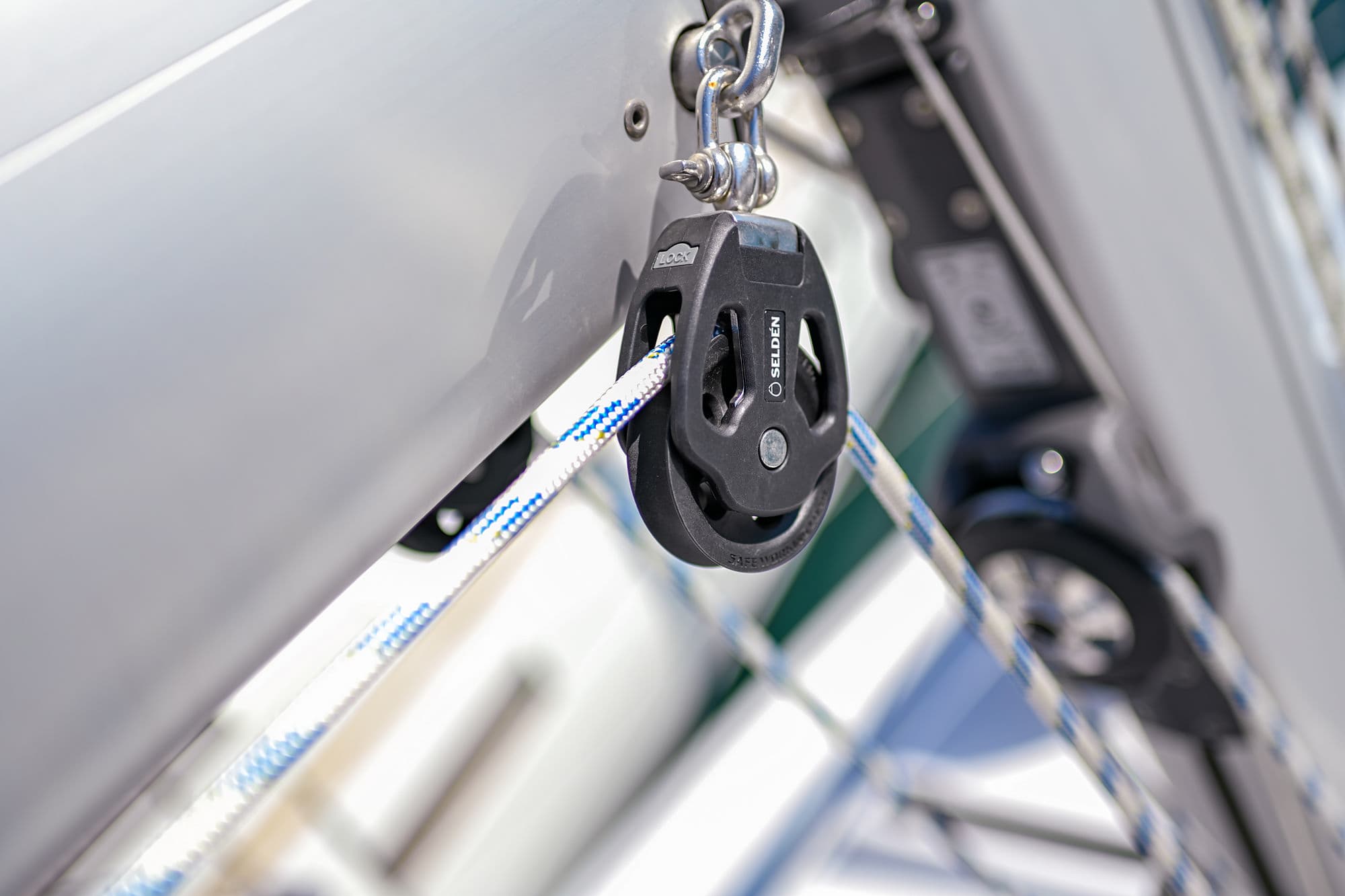 Bavaria C38 - photo 34