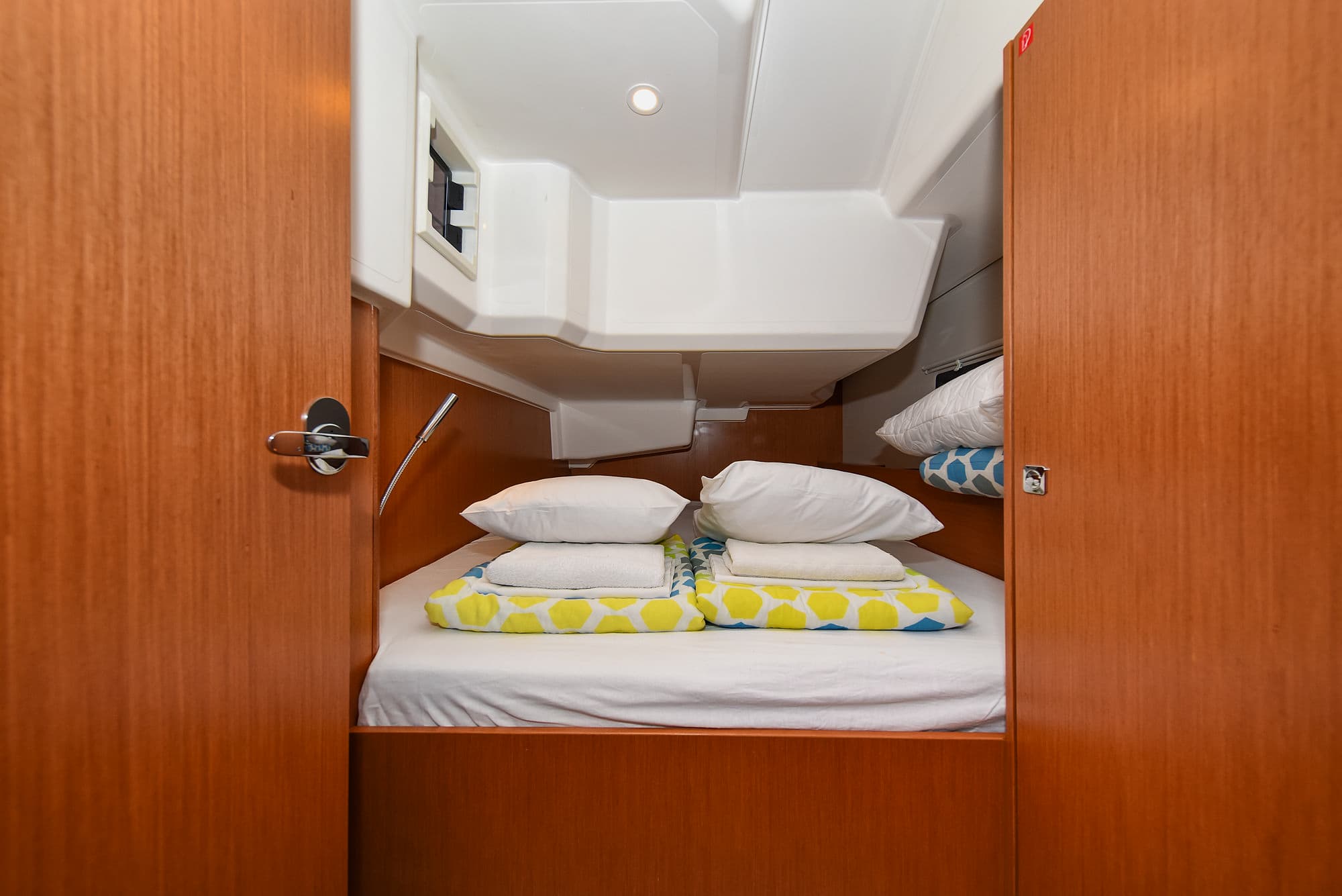 Bavaria C38 - photo 47