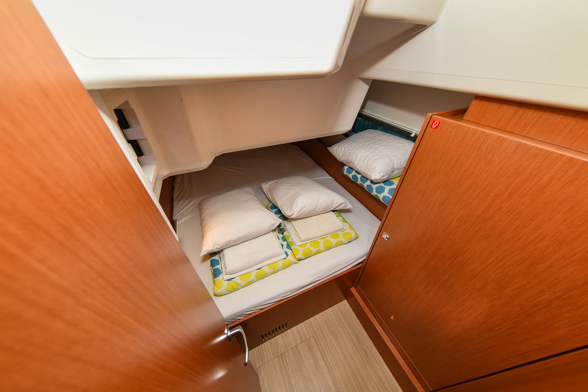 Bavaria C38 - photo 51