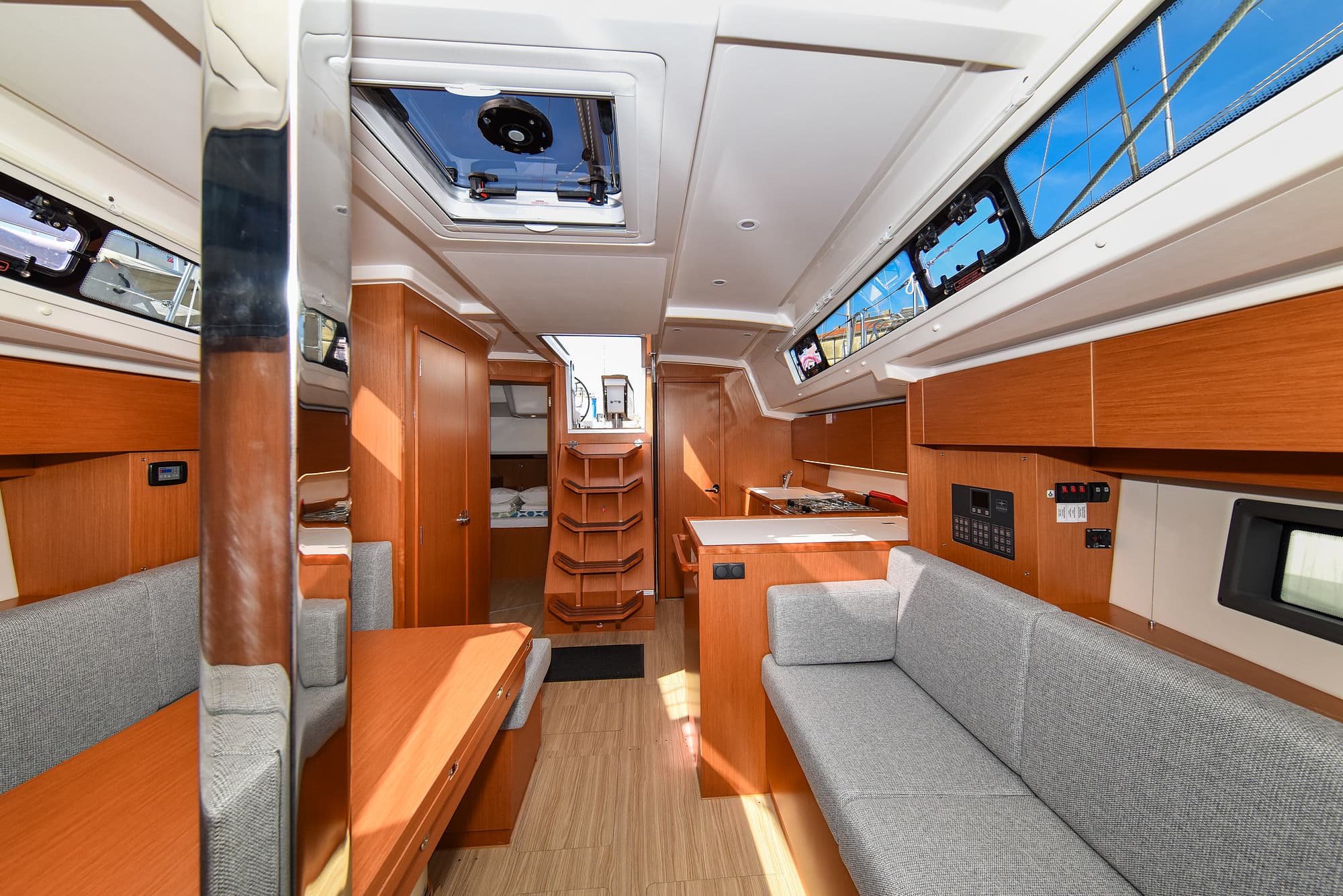 Bavaria C38 - photo 54