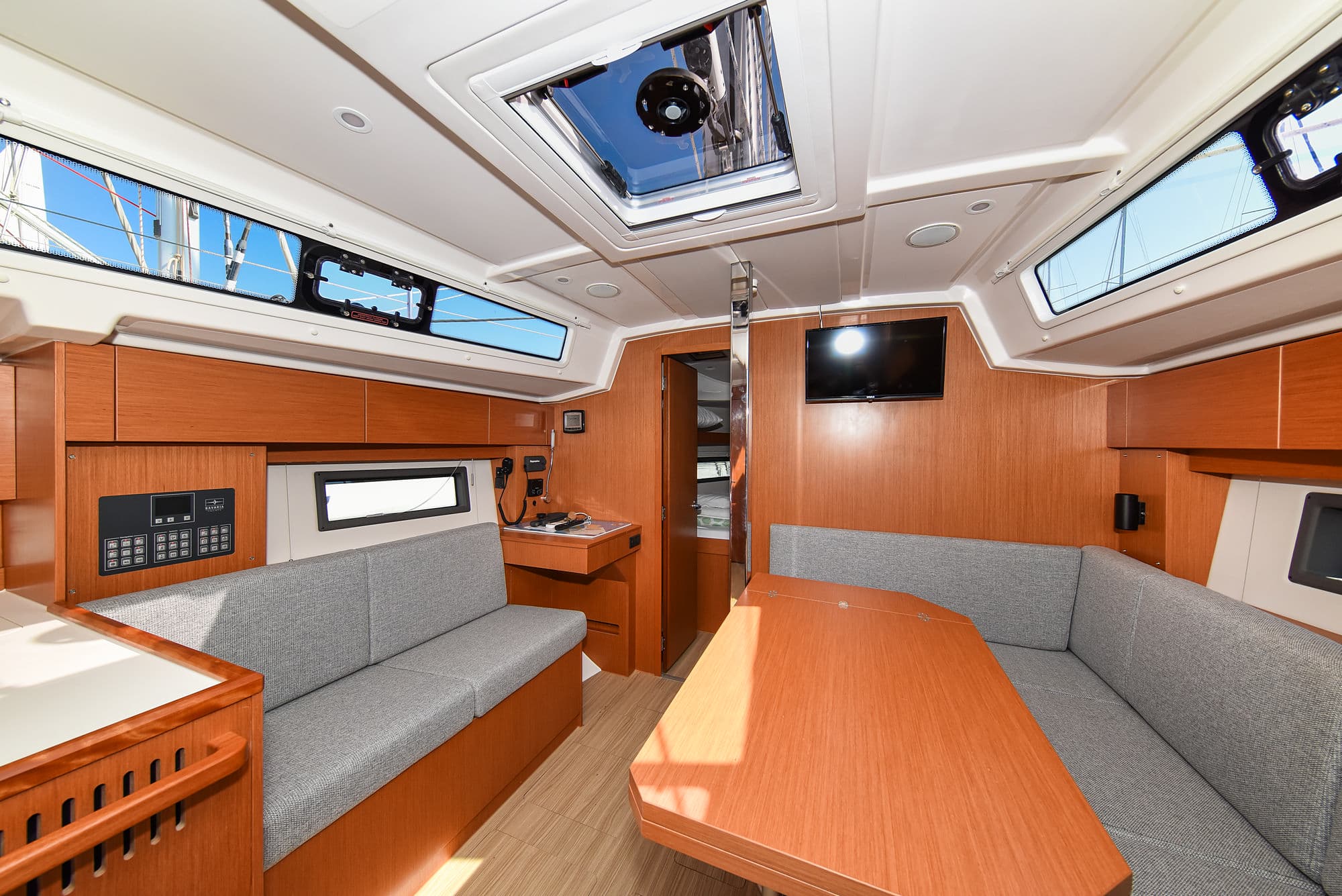 Bavaria C38 - photo 62