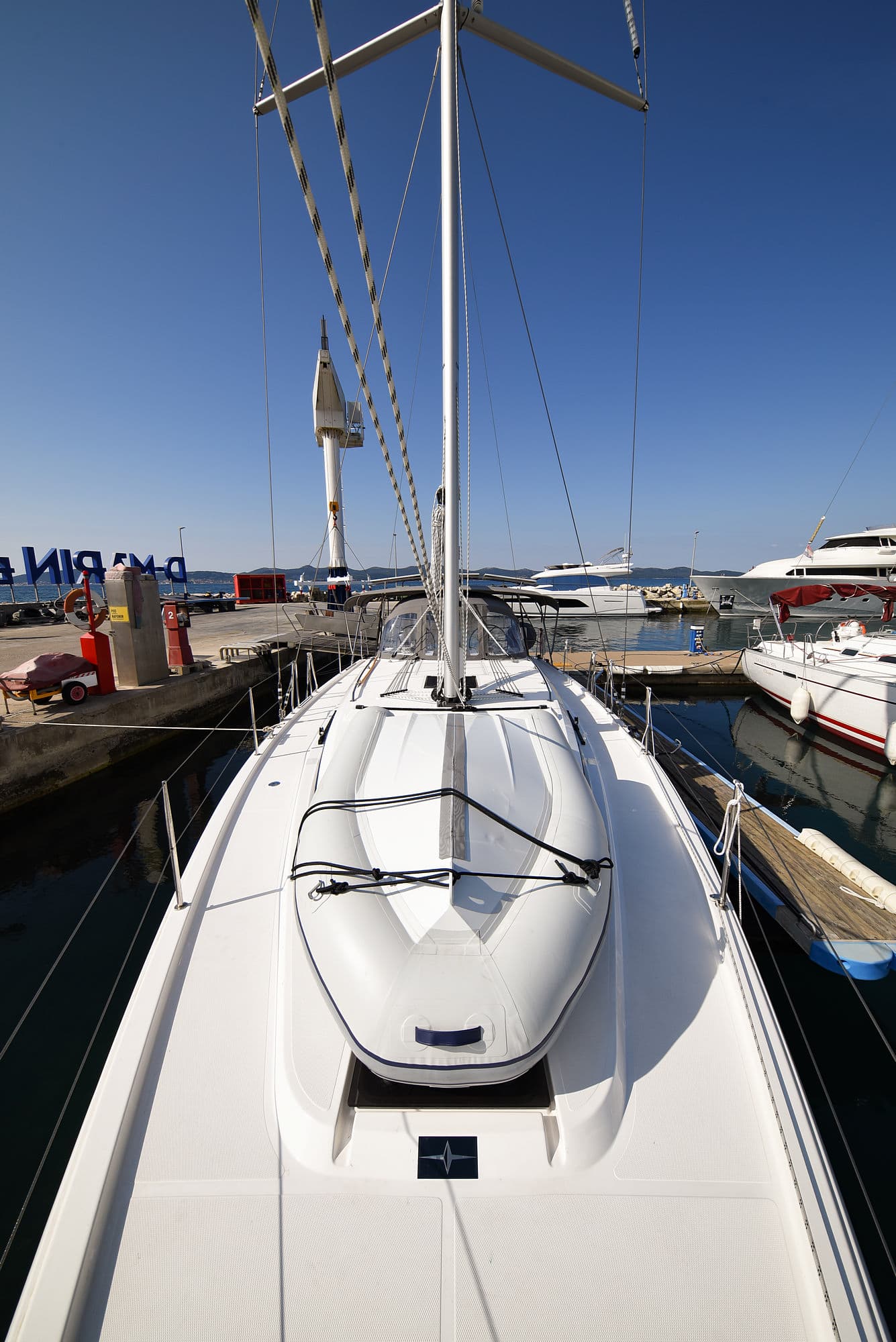 Bavaria C42 - photo 19
