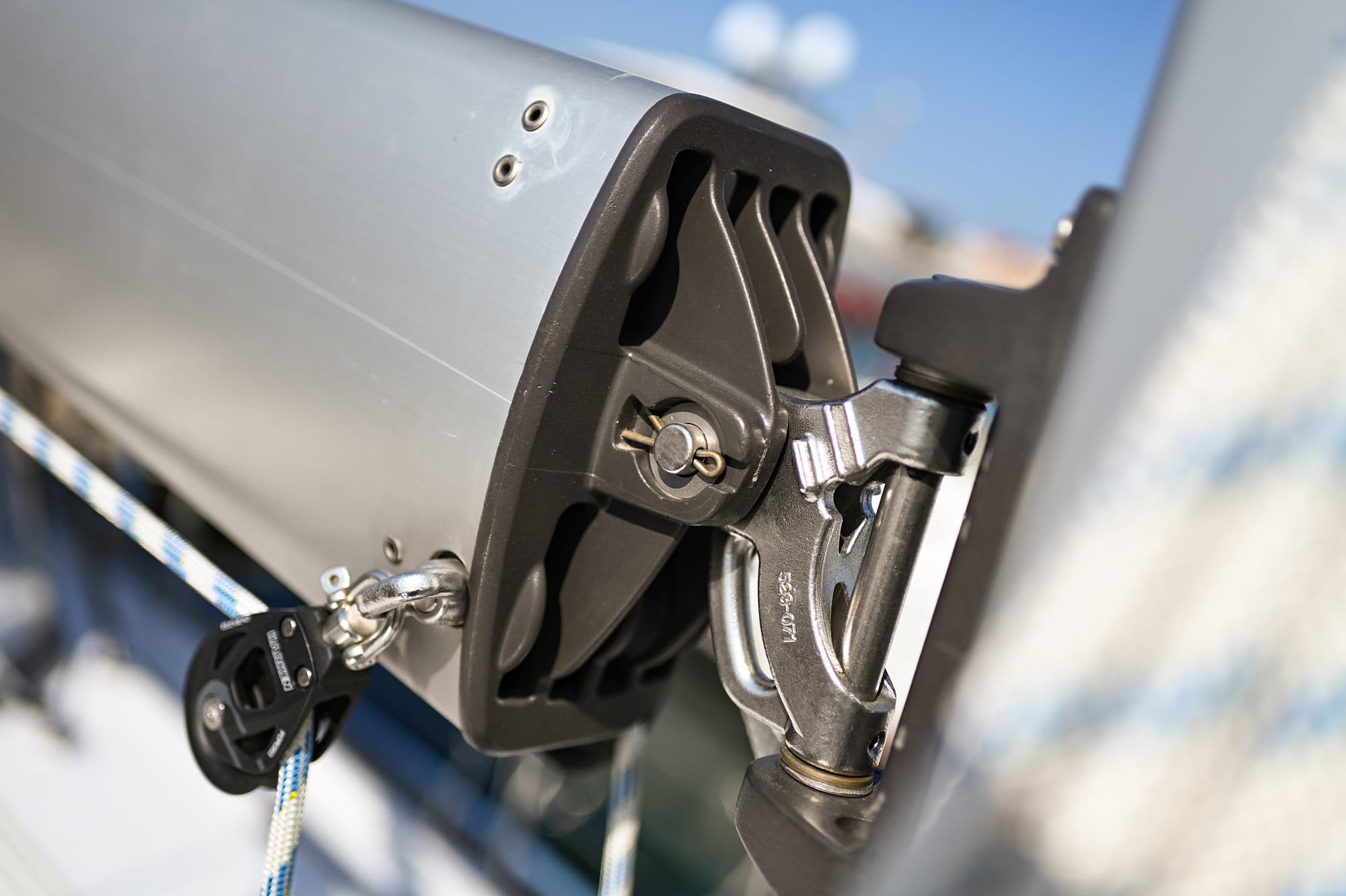 Bavaria C42 - photo 37