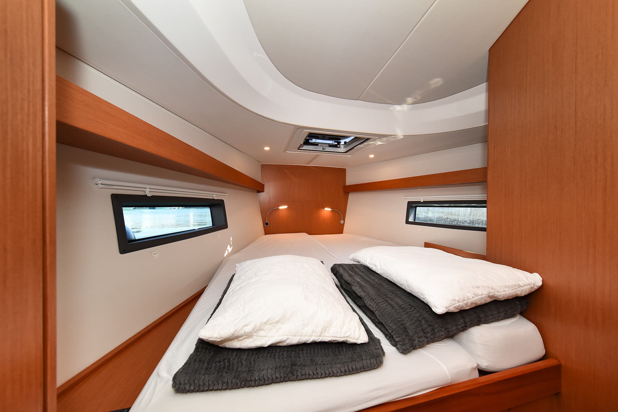 Bavaria C42 - photo 75