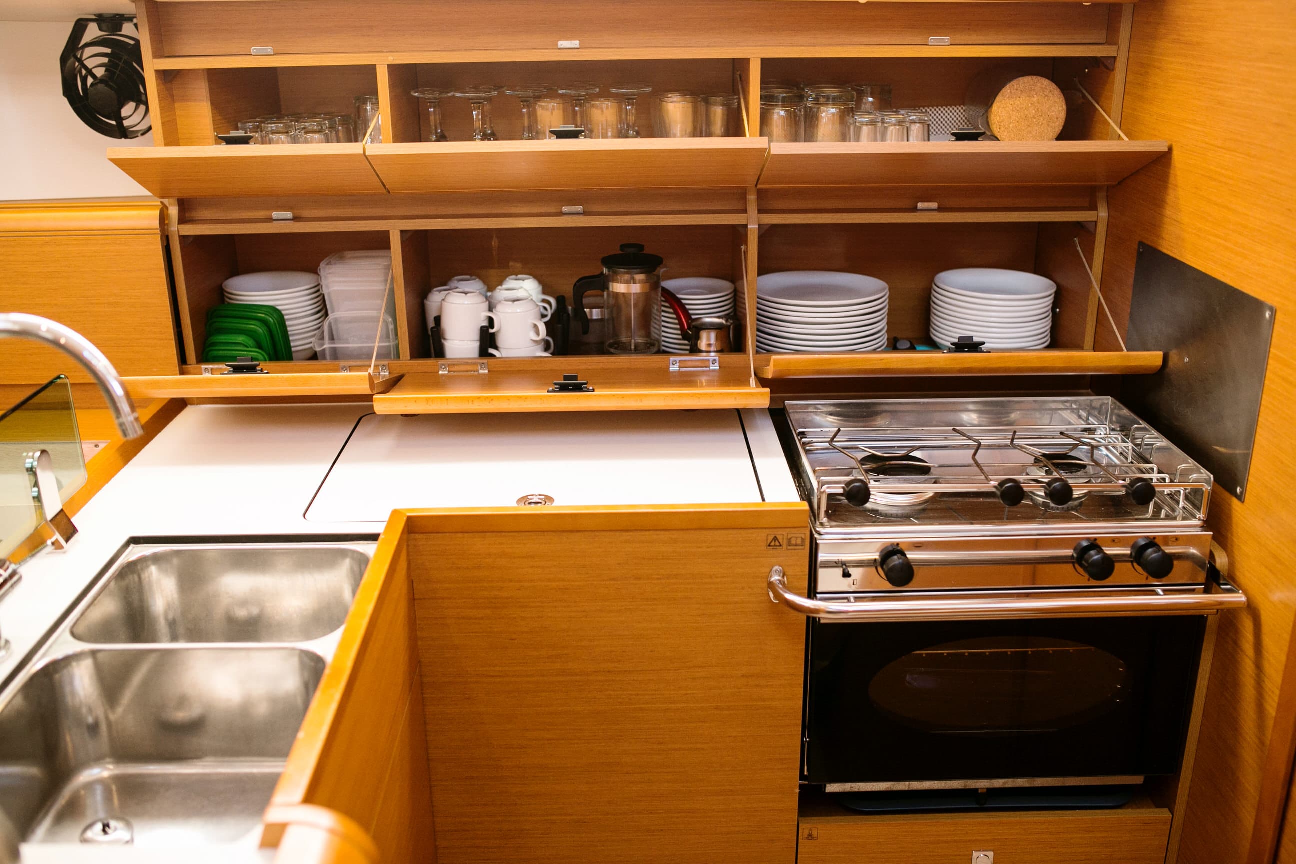 Sun Odyssey 449 - photo 4