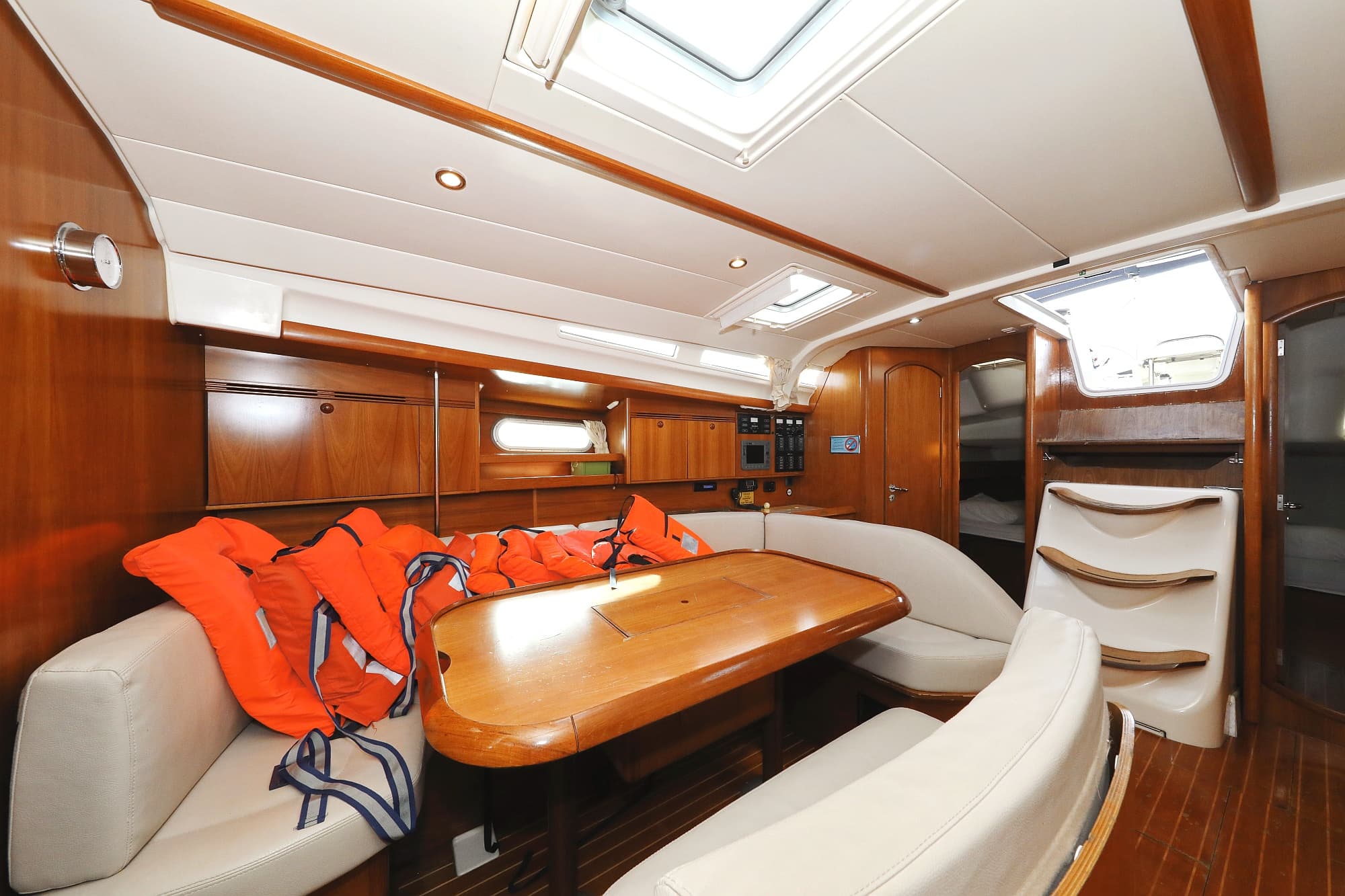 Sun Odyssey 45 - photo 29