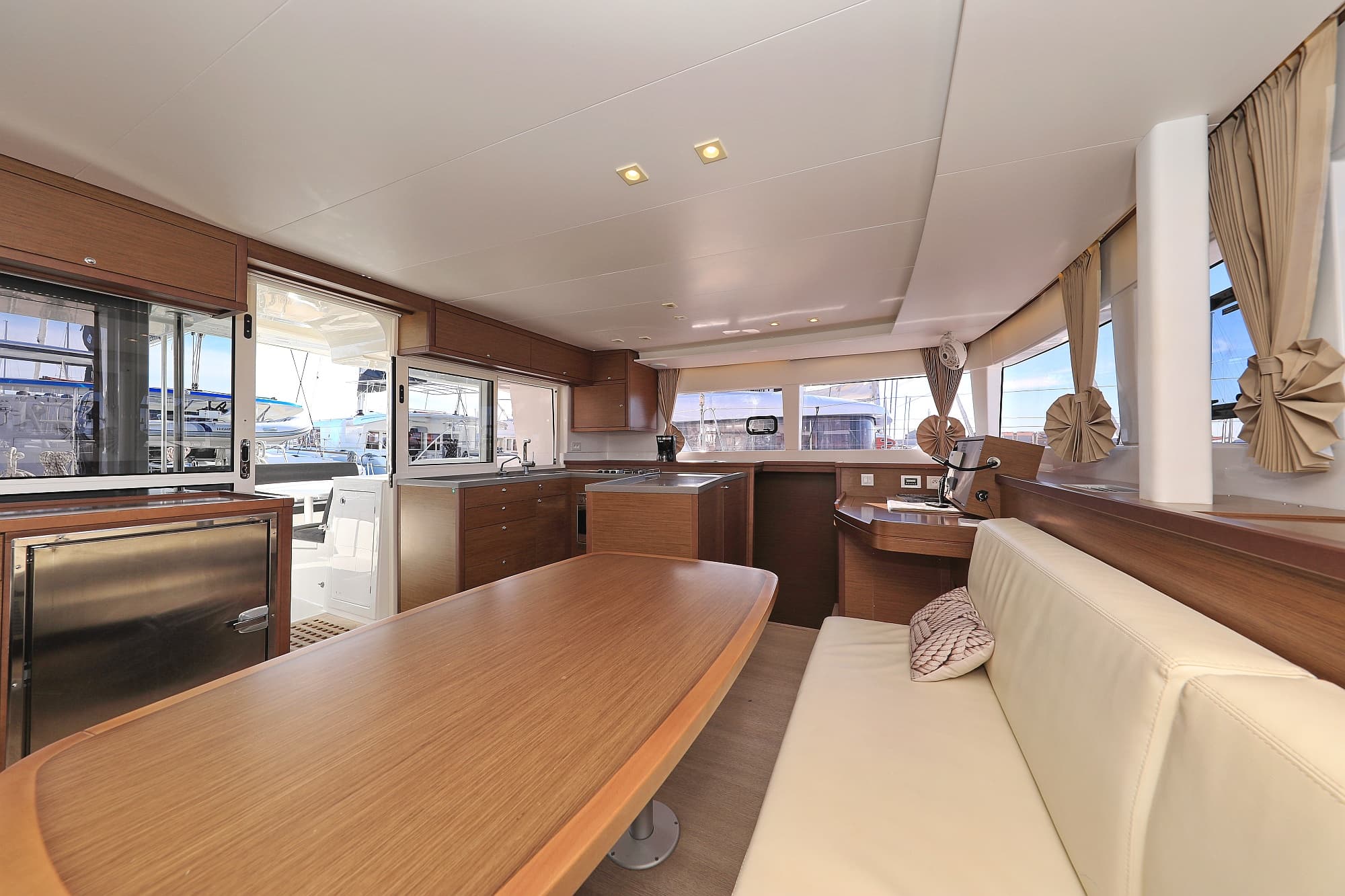 Lagoon 450 - photo 38