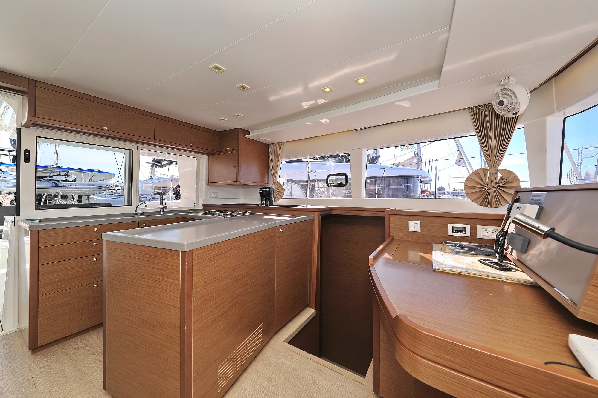 Lagoon 450 - photo 56