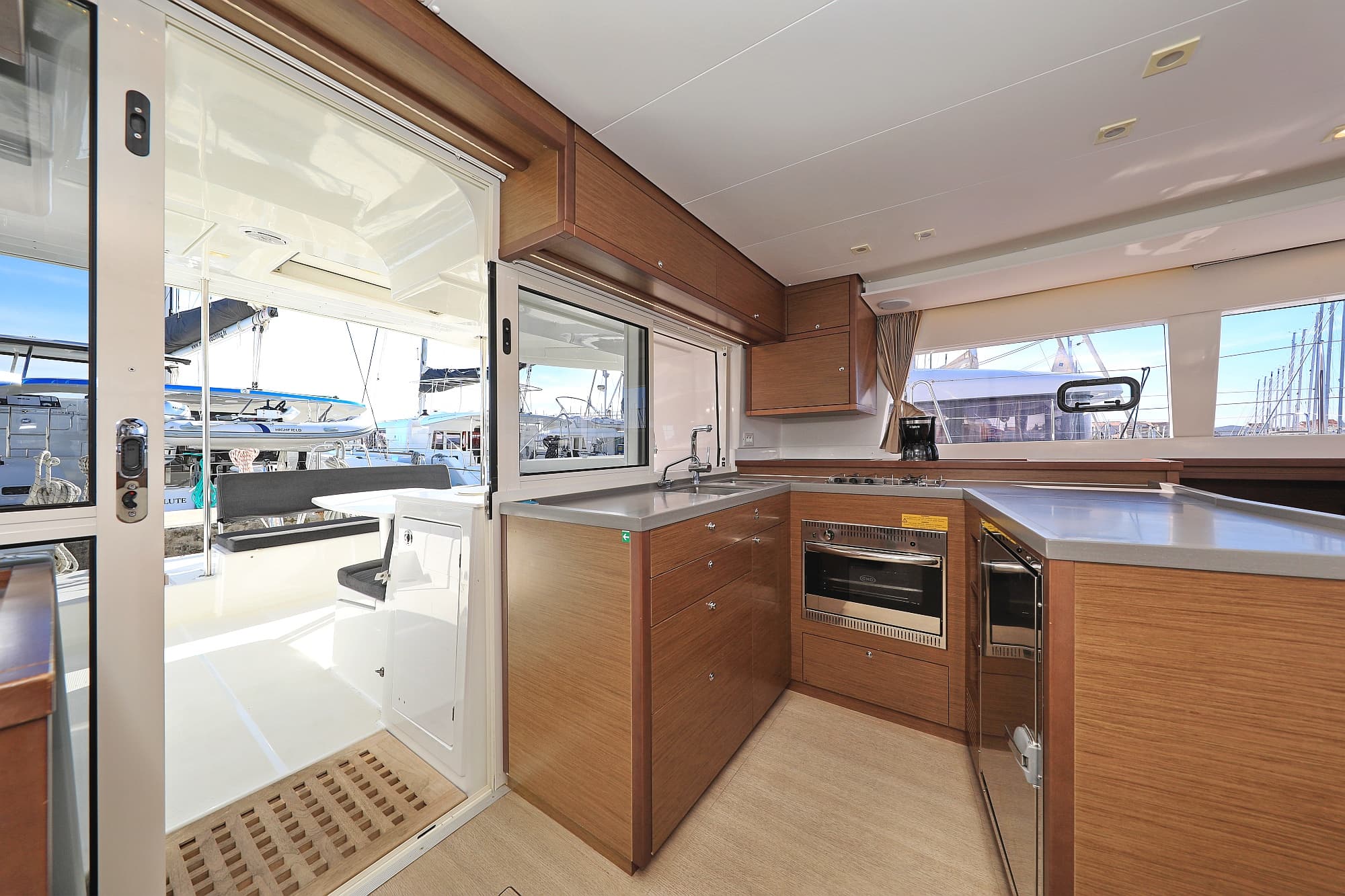 Lagoon 450 - photo 4