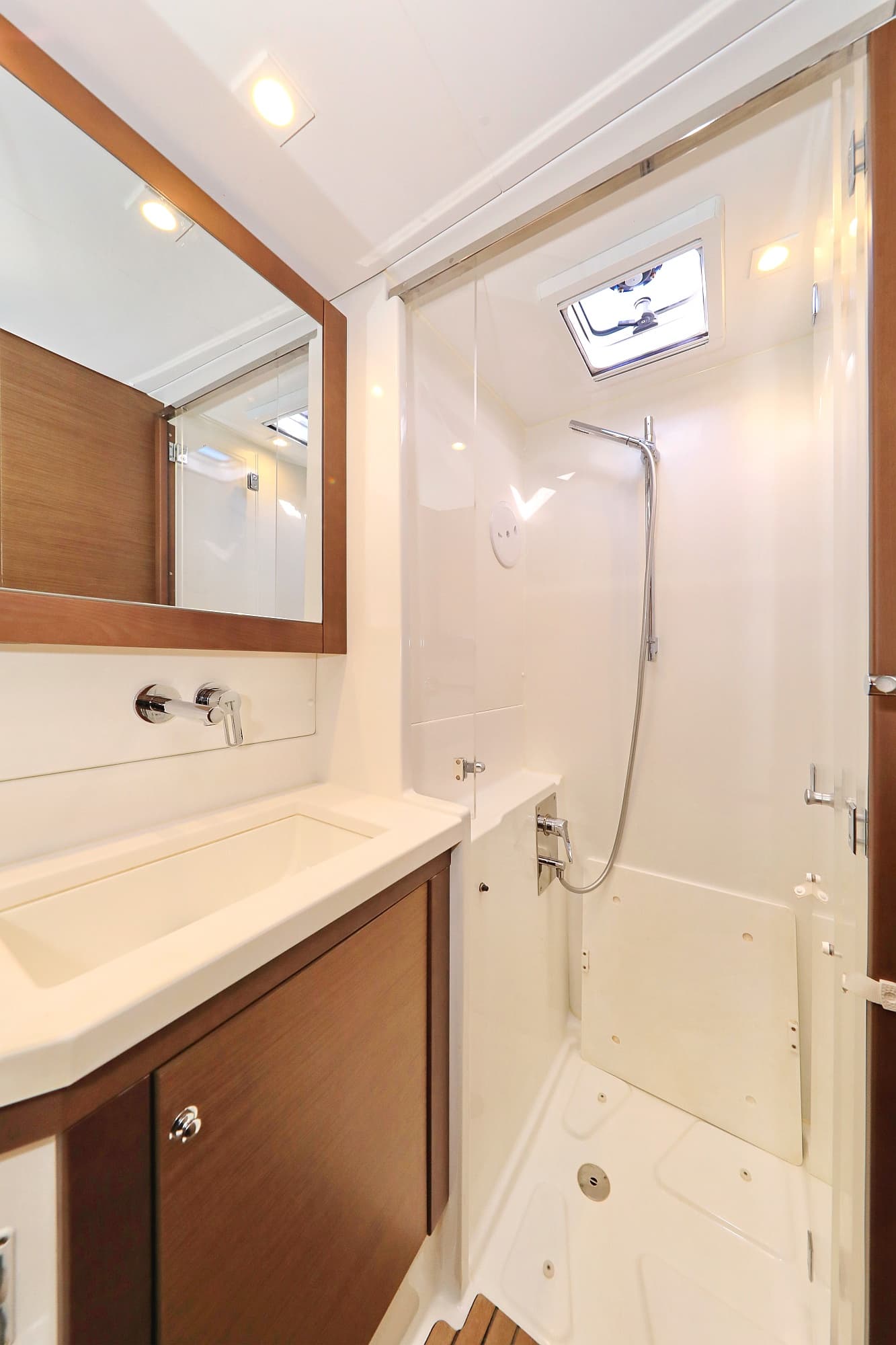 Lagoon 450 - photo 19