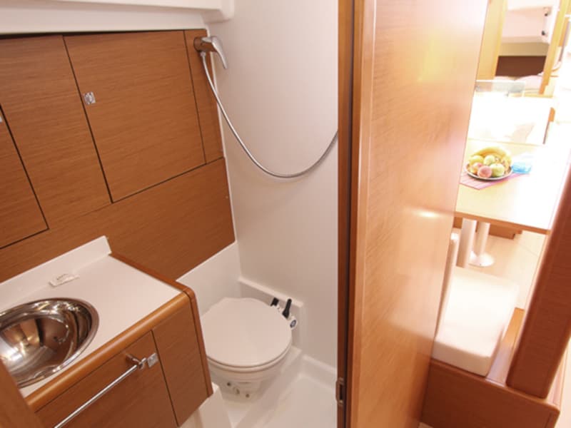 Sun Odyssey 449 - photo 5