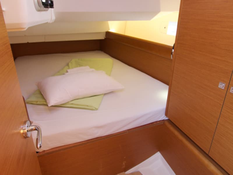 Sun Odyssey 449 - photo 4