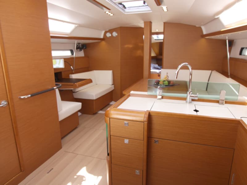 Sun Odyssey 449 - photo 10