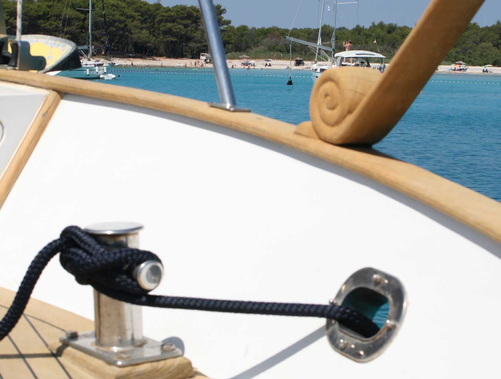 Hampton Trawler 42 - photo 7