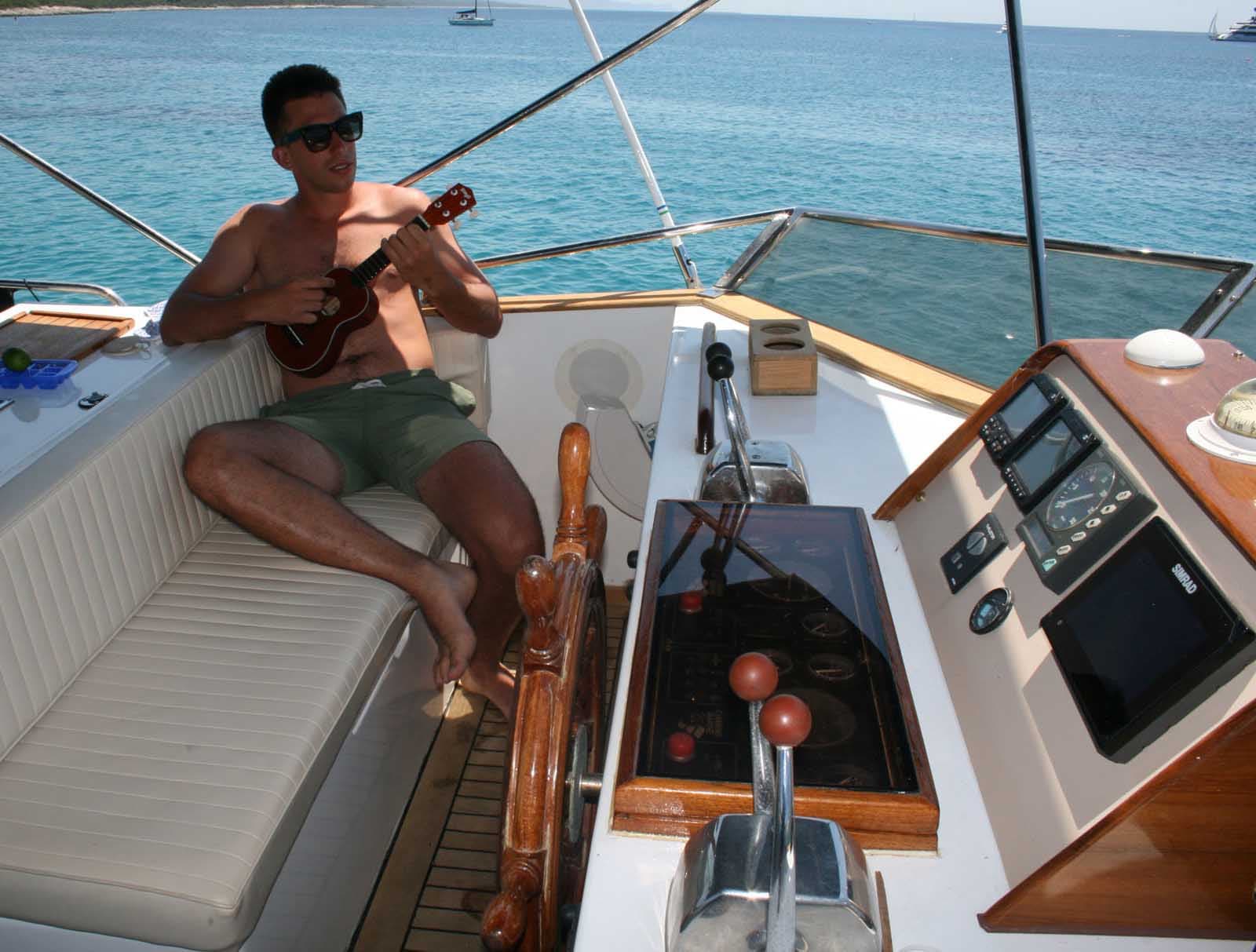 Hampton Trawler 42 - photo 22