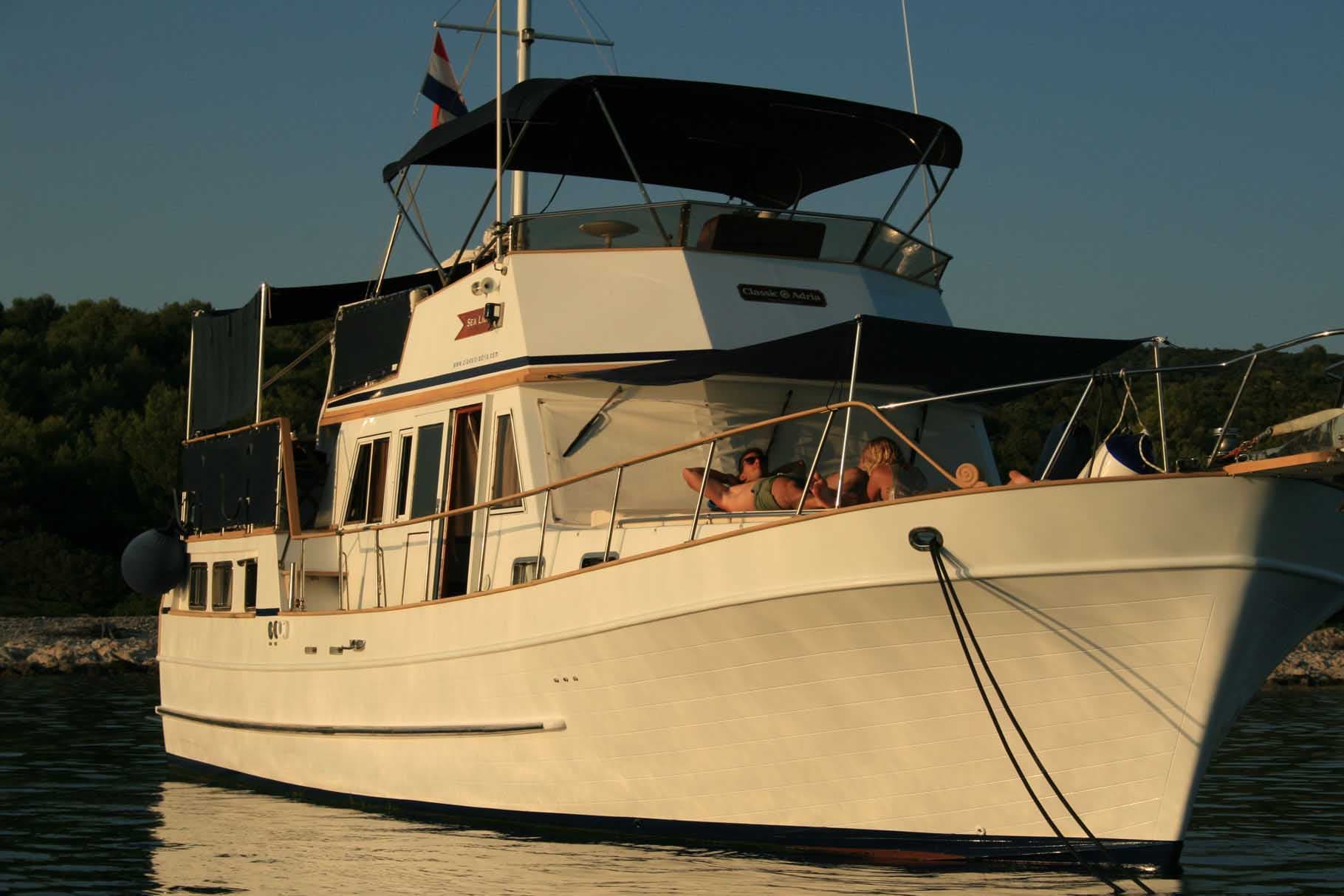 Hampton Trawler 42 - photo 26