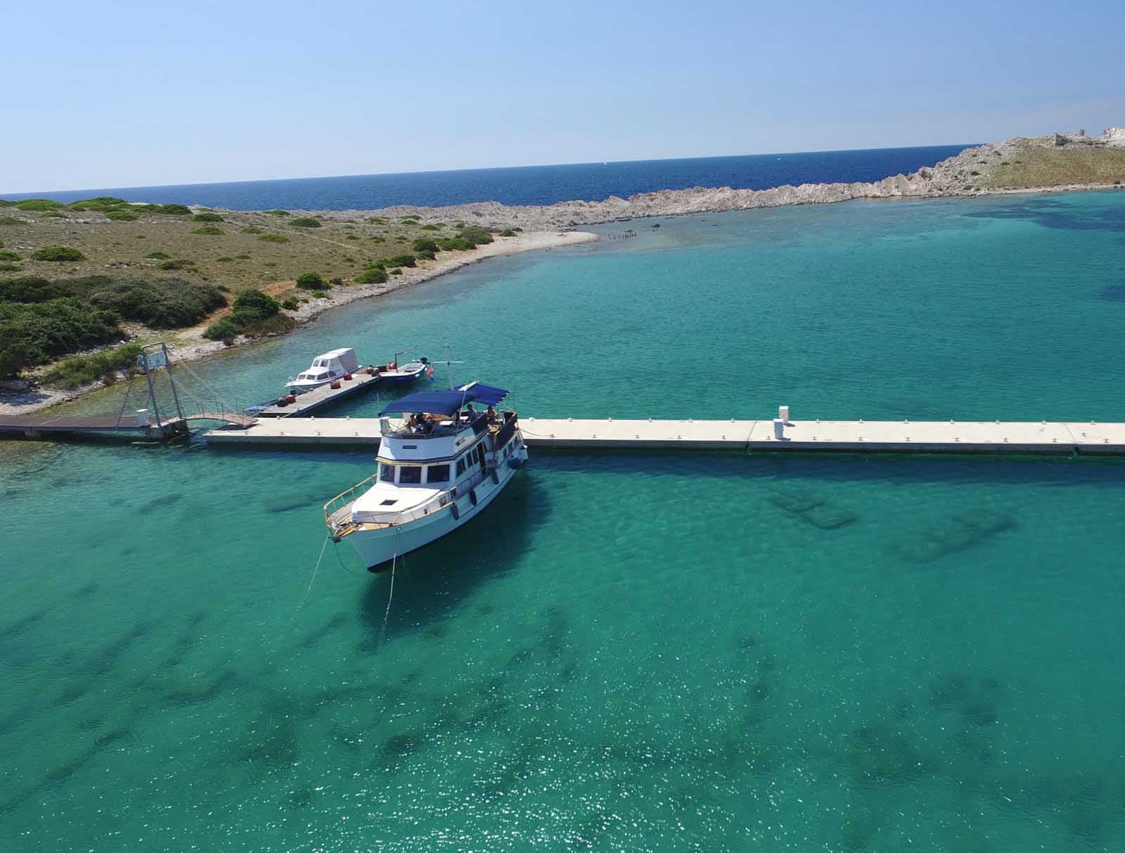 Hampton Trawler 42 - photo 25