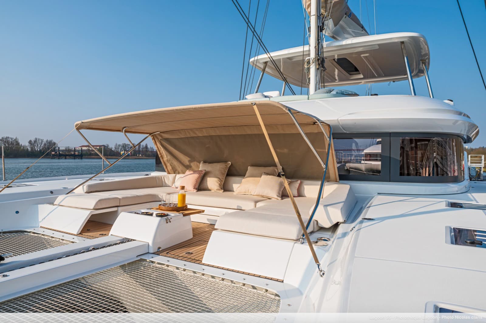 Lagoon 55 - photo 16