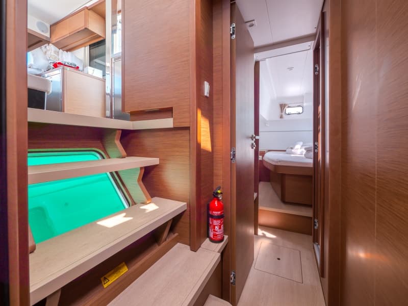 Lagoon 40 - photo 10