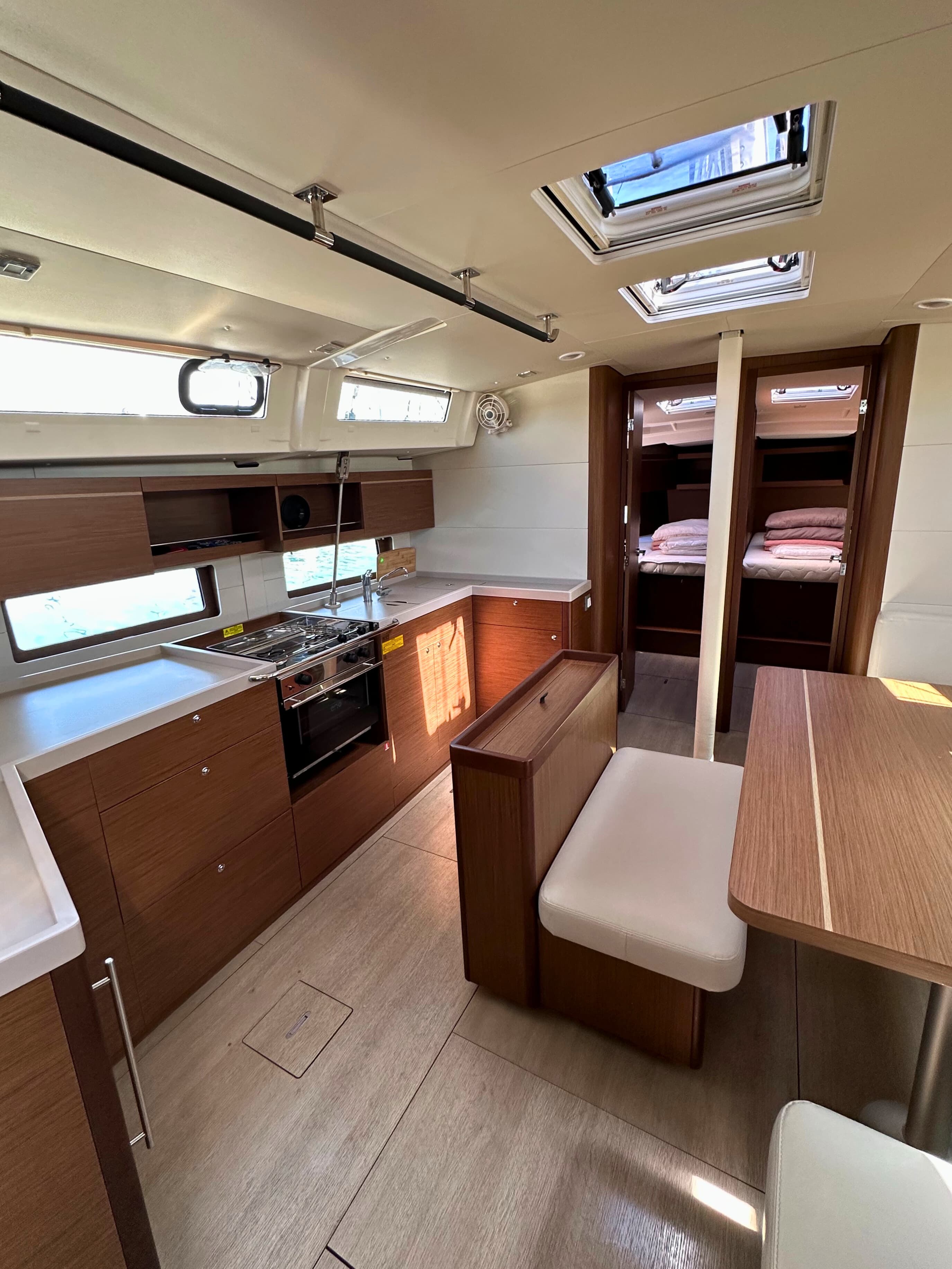 Oceanis 46.1 - photo 9