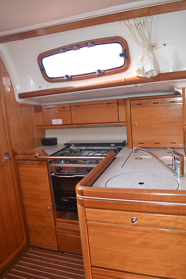 Bavaria 35 Match - photo 5