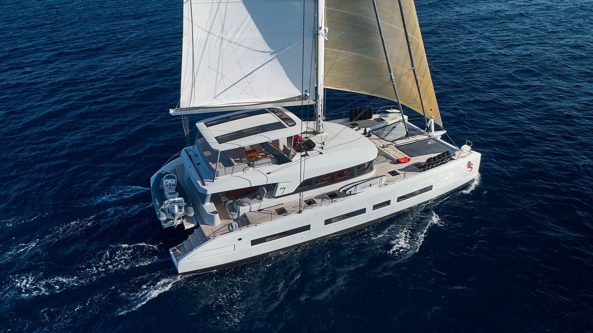 Lagoon Seventy 7 - photo 9