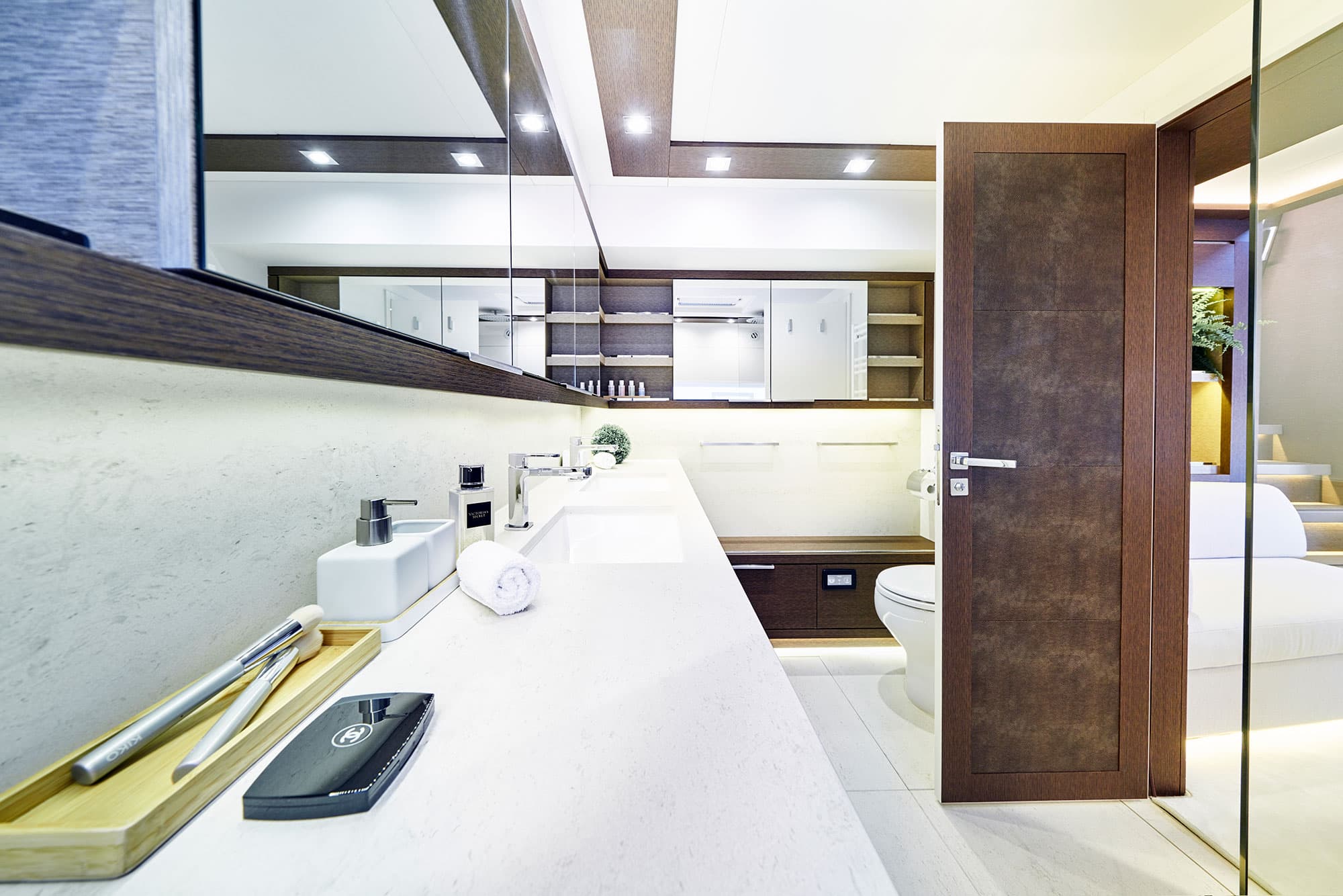 Lagoon Seventy 7 - photo 50