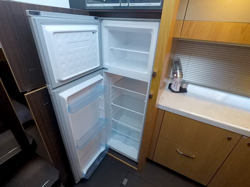 Fairline Squadron 50 - photo 16