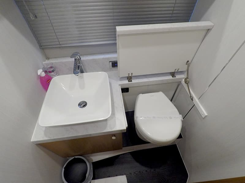 Fairline Squadron 50 - photo 8