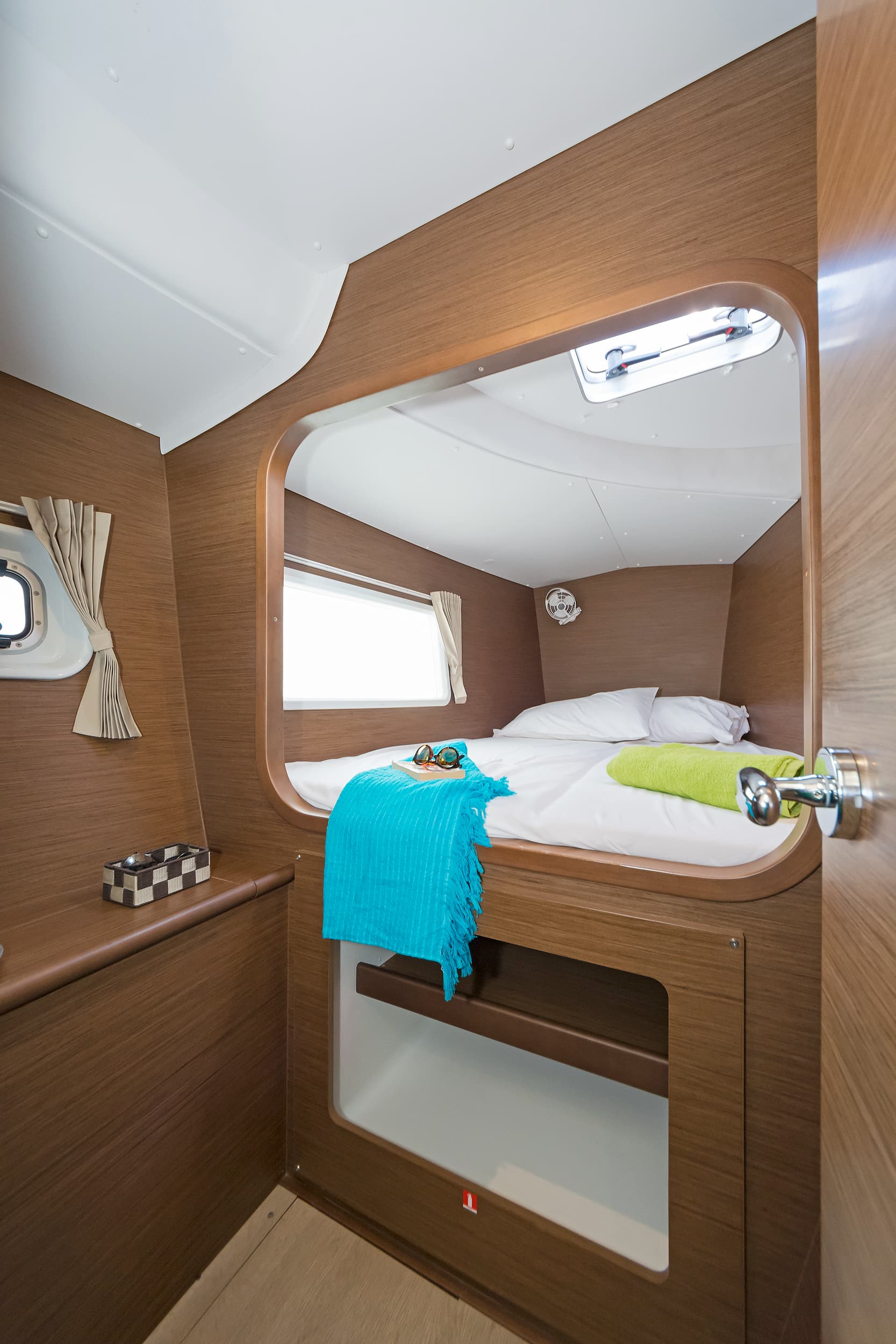 Lagoon 380 - photo 9